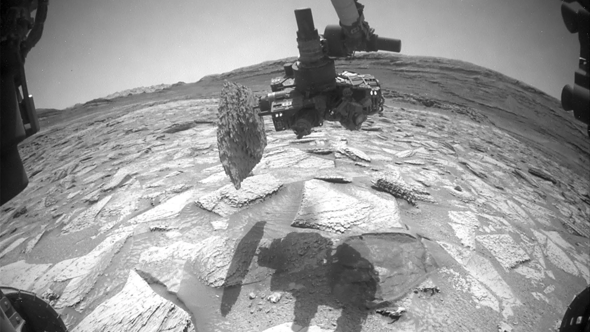 NASA’s Curiosity Mars Rover Gets a Rock Stuck