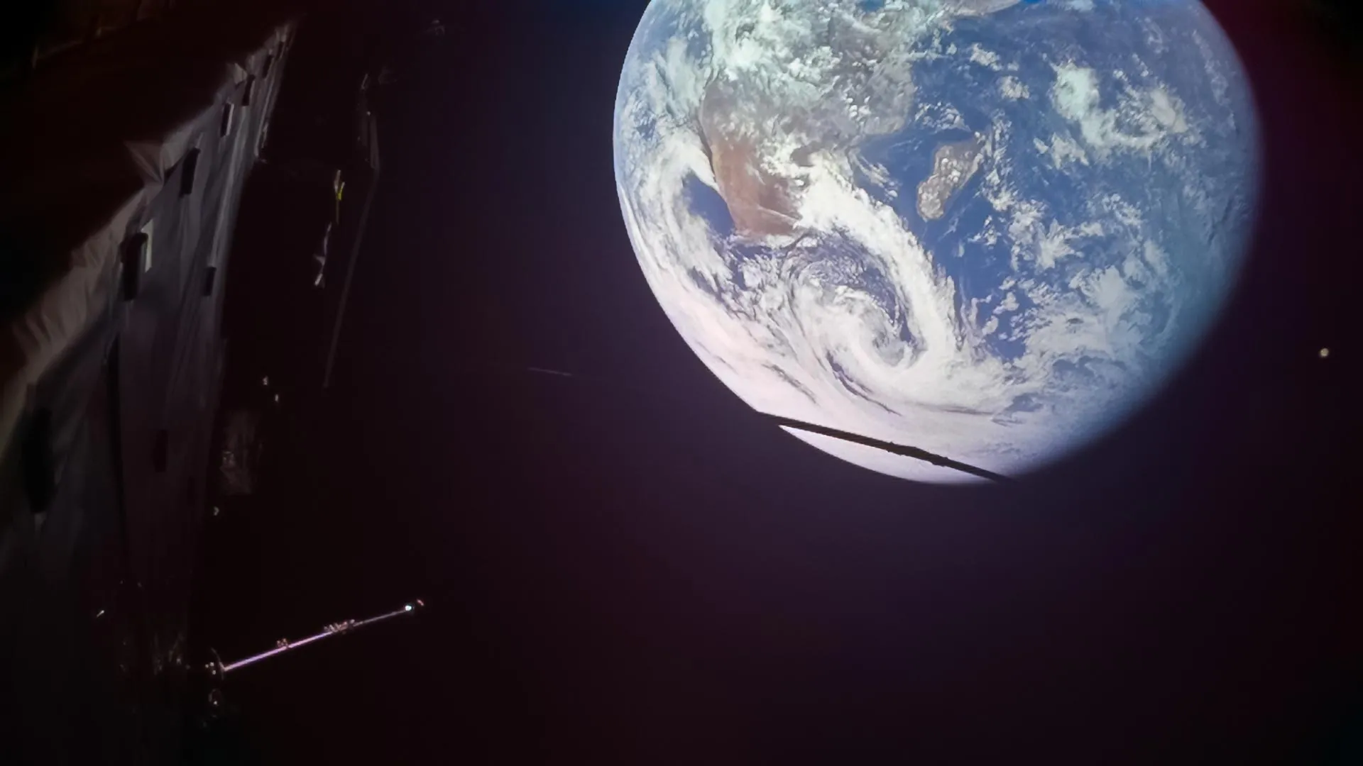 Juice Uses Earth as a Slingshot to Jupiter