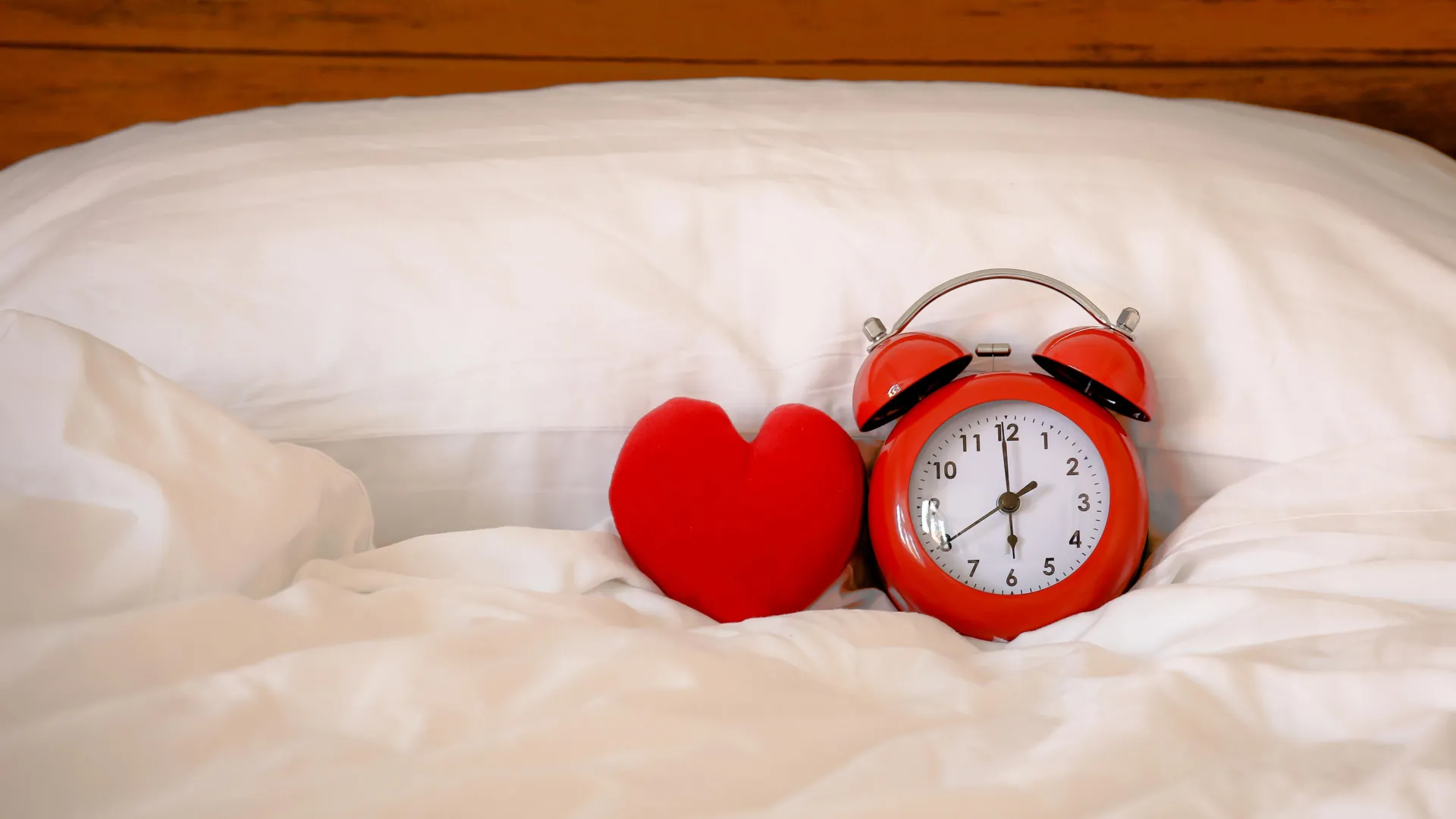 Stop Eating 3 Hours Before Bed for Heart Health