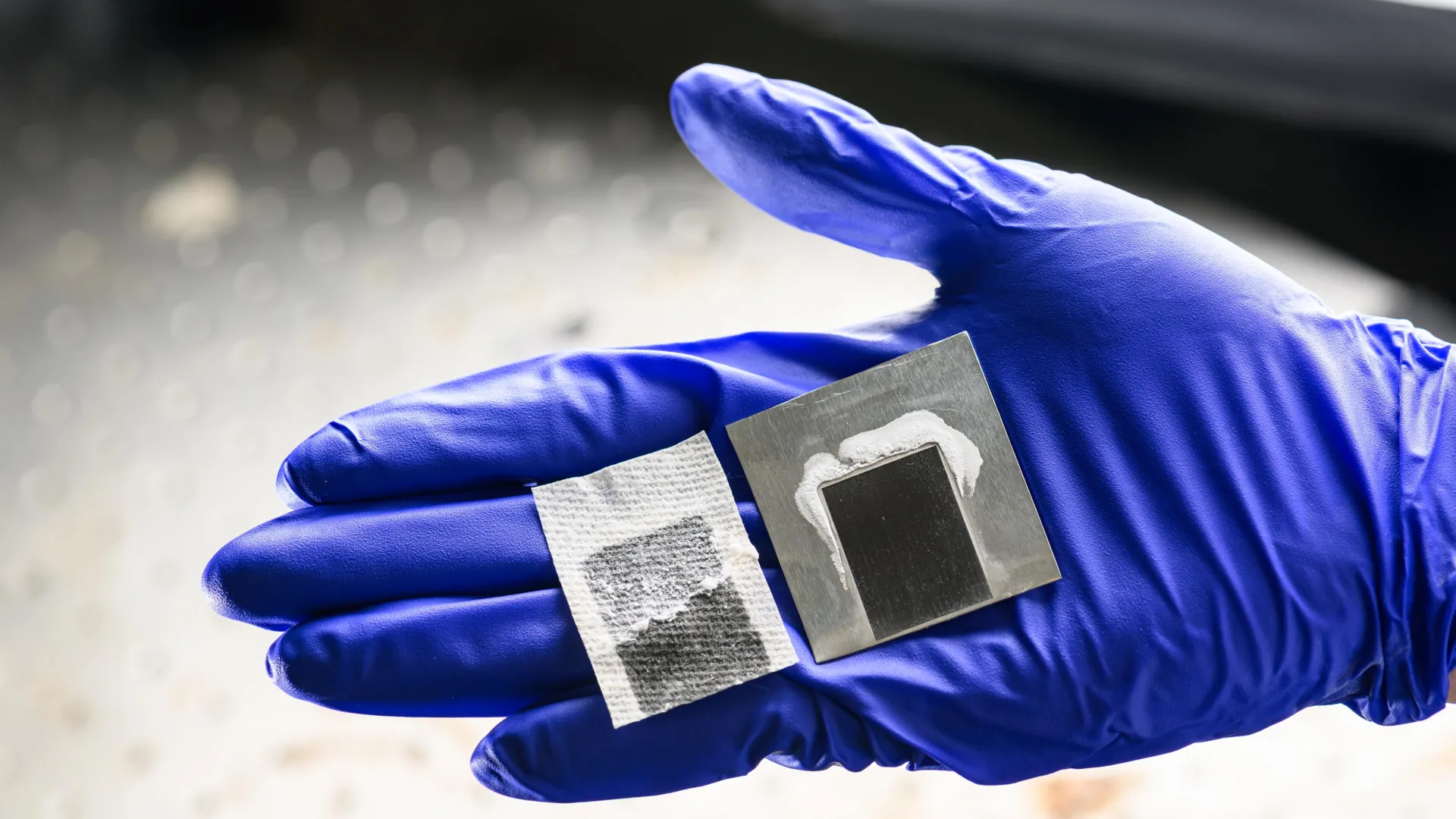 Fresh Water From Seawater Without Toxic Brine