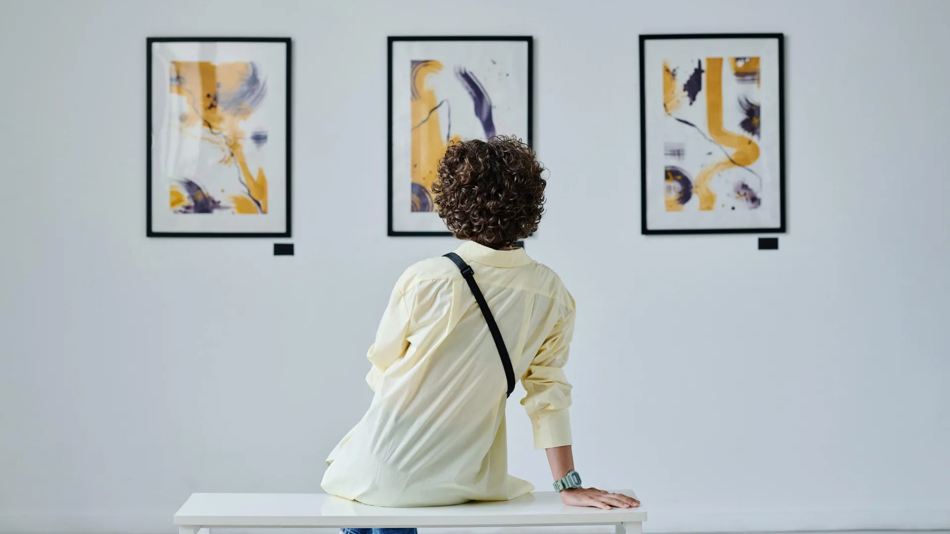 Viewing Art Can Boost Well-Being